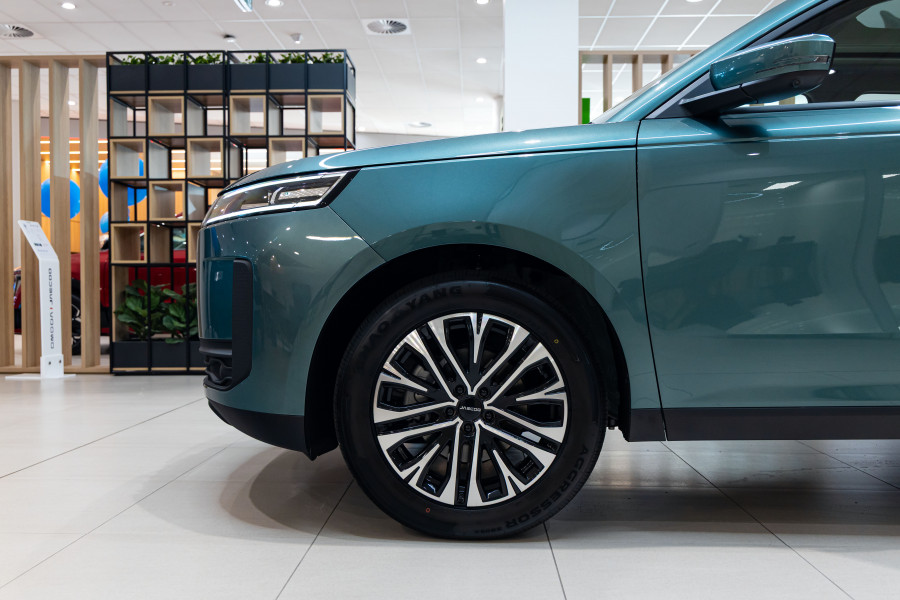 2026 Jaecoo J5  Summit SUV