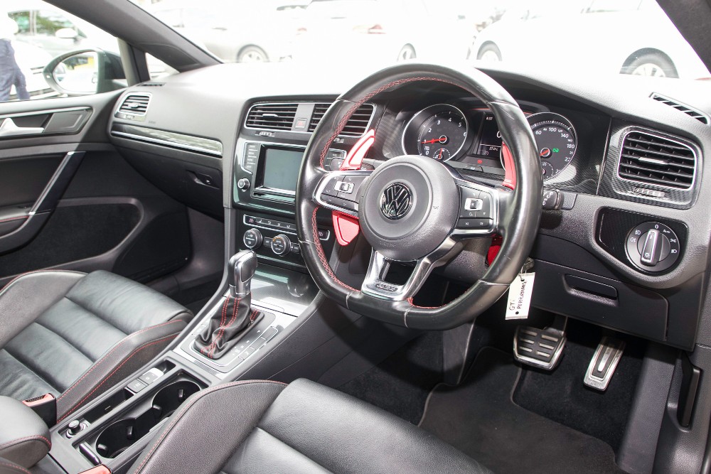 2014 Volkswagen Golf Hatch Image 6
