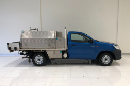 2013 Toyota HiLux TGN16R Workmate Cab chassis Image 2