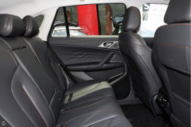 2024 MG HS SUV