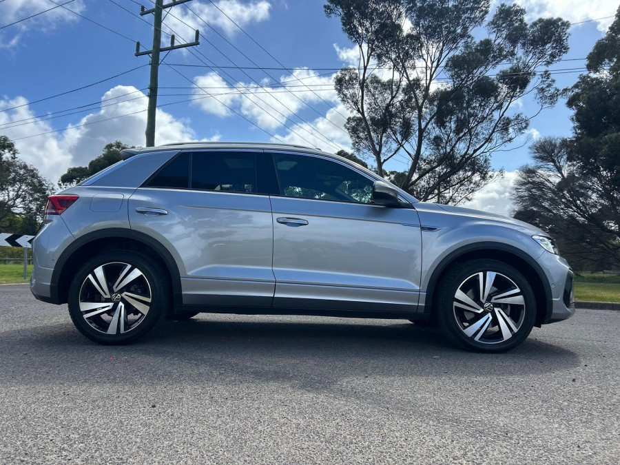 2024 Volkswagen T-Roc D11 140TSI R-Line SUV Image 4