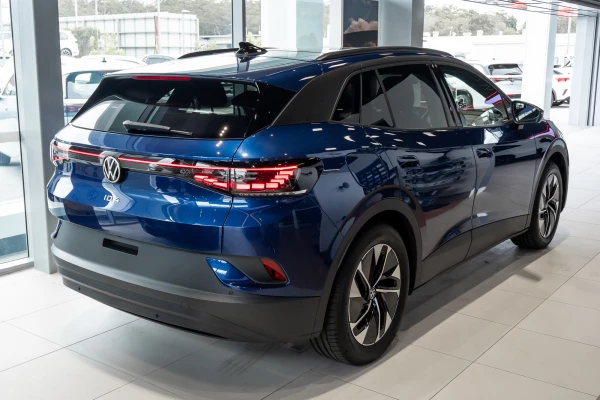 2026 MY27 Volkswagen ID. 4 E2 Pro SUV Image 2