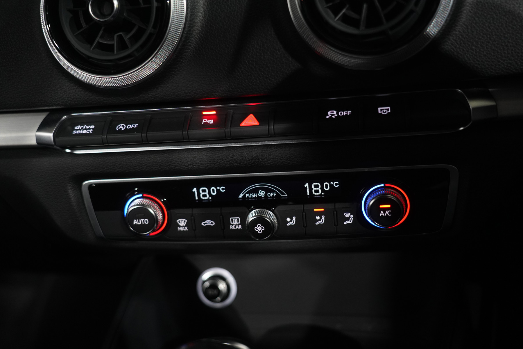 2018 Audi A3 2.0 Tfsi Sportback Black Edit Hatch Image 19