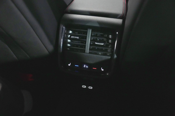 2022 Skoda Octavia RS SUV Image 13