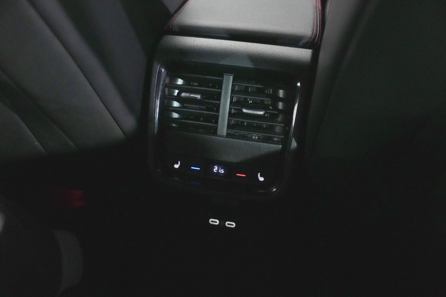 2022 Skoda Octavia RS SUV Image 13