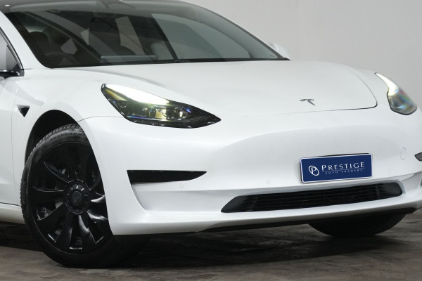 2022 Tesla Model 3  Rear-Wheel Drive Sedan Image 2