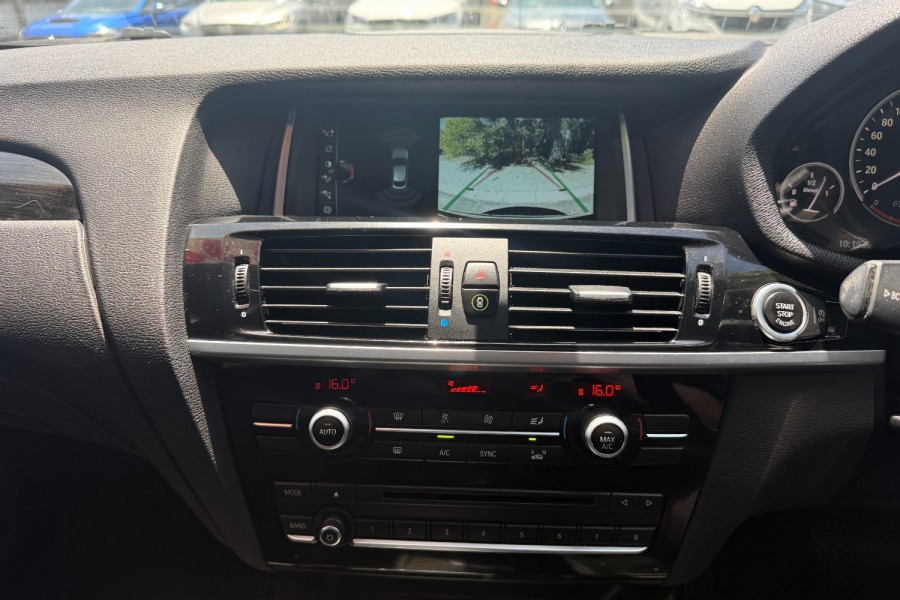 2017 BMW X4 F26 xDrive20d SUV Image 21