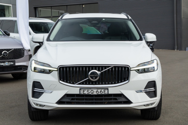 2022 Volvo XC60 UZ B5 Momentum SUV Image 4
