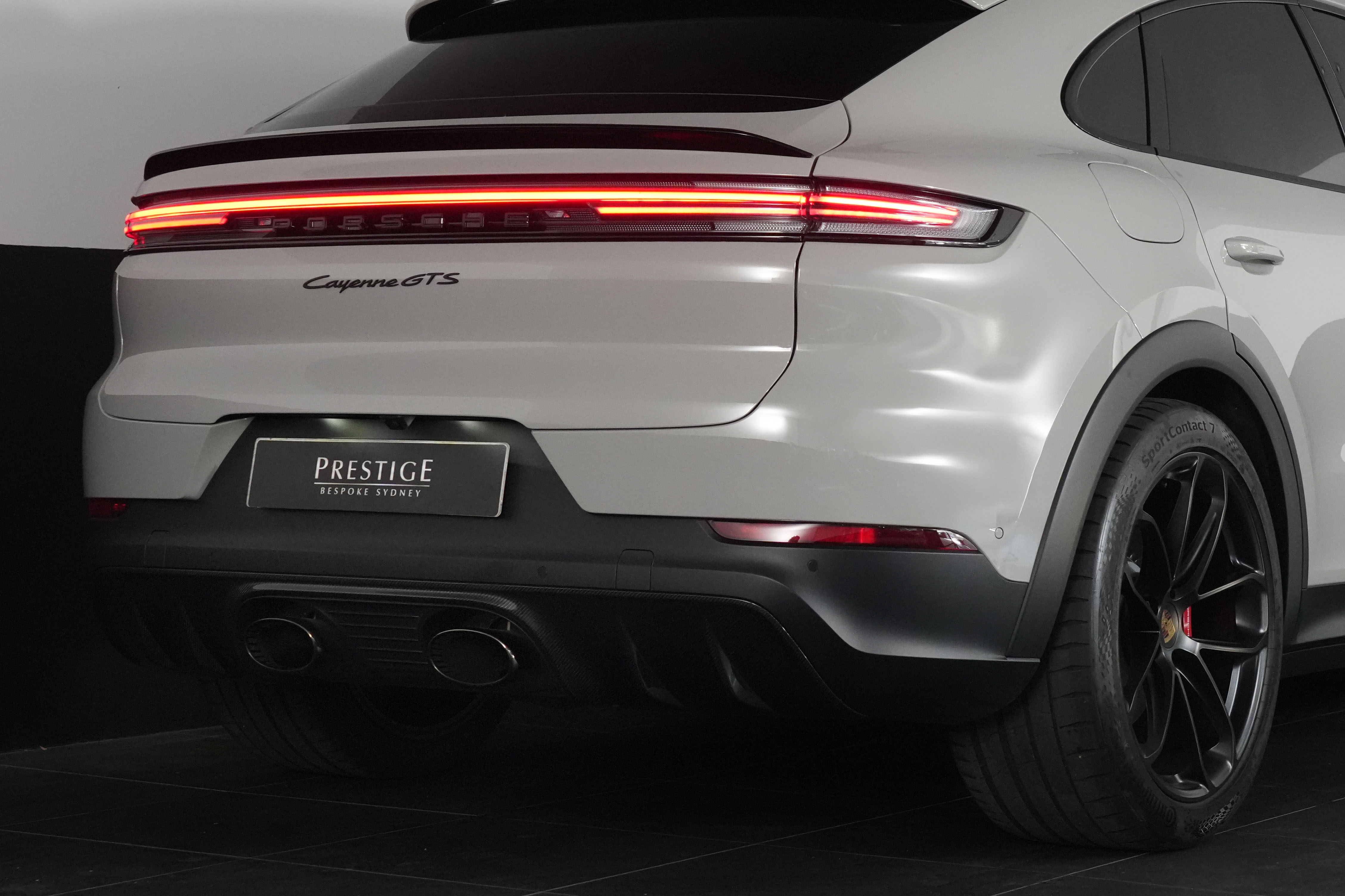 2024 Porsche Cayenne GTS Coupe Image 19
