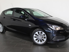 Holden Astra R Plus BK