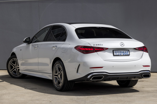 2025 Mercedes-Benz C-Class W206 C350 e Sedan image 5