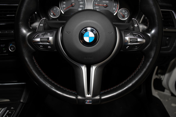 2016 BMW M4 Coupe Image 18