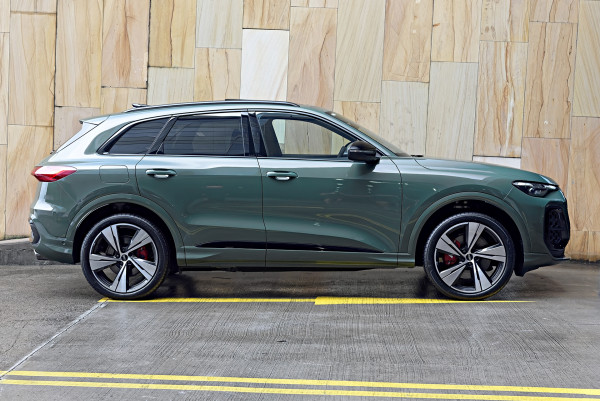 2025 MY26 Audi SQ5 270Kw v6 SUV image 3
