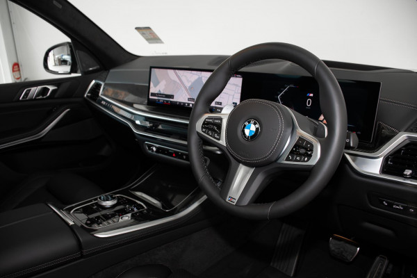 2025 BMW X5 G05 LCI Shadow Edition SUV image 6