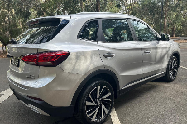 2026 MG ZS ZS32 Essence Hybrid+ SUV Image 6