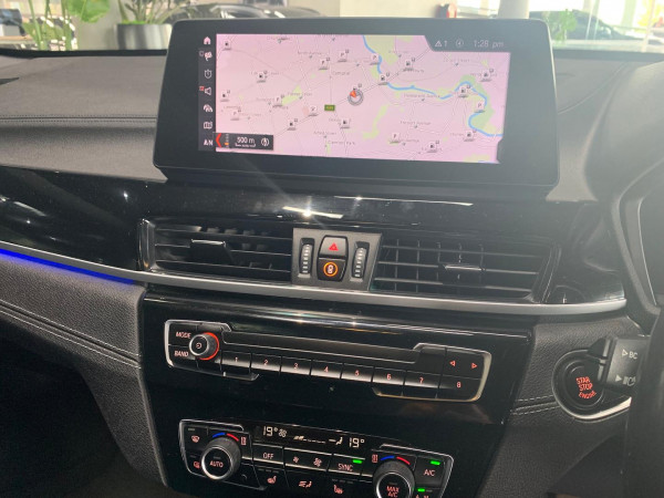 2022 BMW X1 F48 LCI sDrive20i SUV image 16