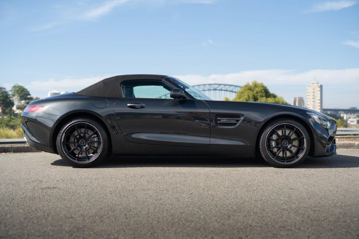 2018 Mercedes-Benz AMG Gt Convertible Image 6