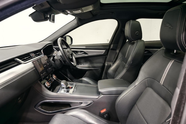 2021 MY21.25 Jaguar F-PACE X761 R-Dynamic SE SUV Image 4