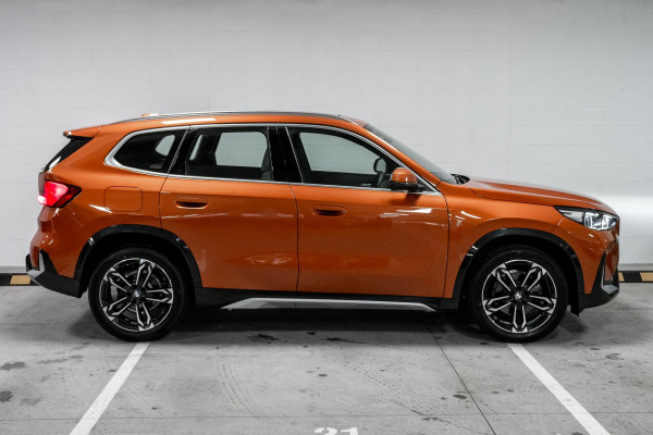 2025 BMW X1 U11 sDrive18i SUV image 3