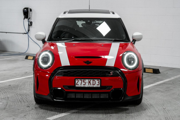 2023 [THIS VEHICLE IS SOLD] image 4