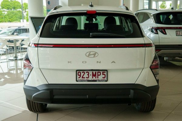 2025 Hyundai KONA SX2.V2  SUV Image 5