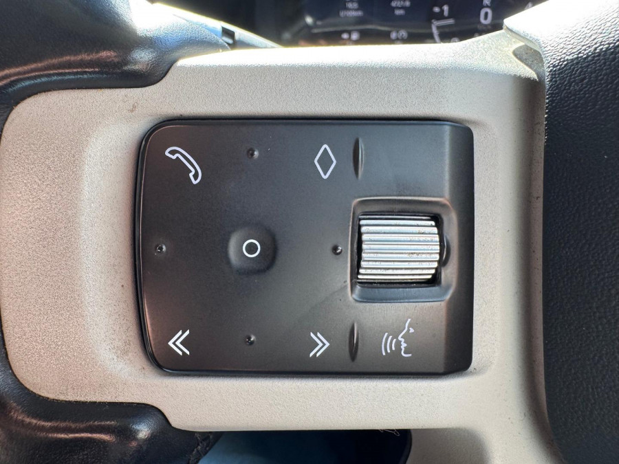 2020 Land Rover Defender L663 110 D240 SE SUV Image 17