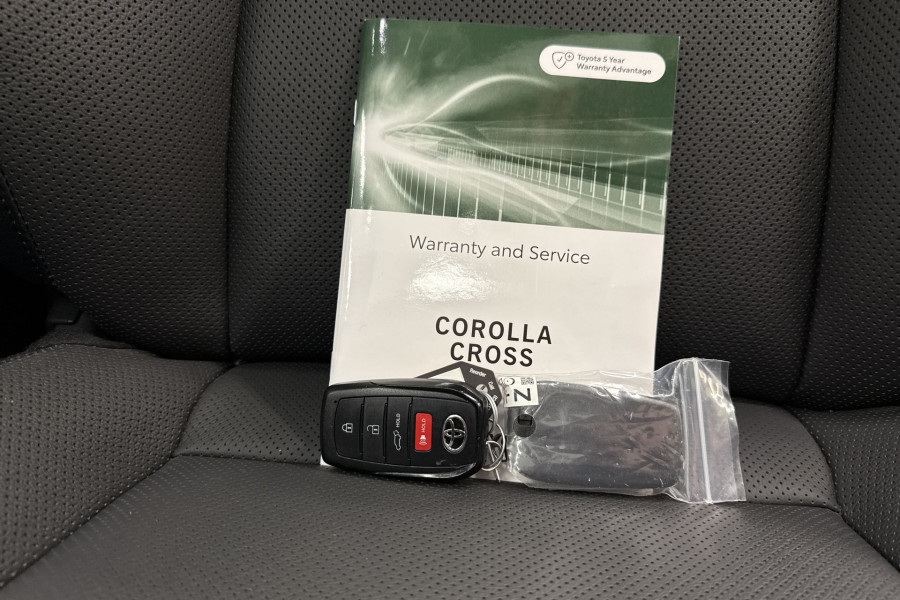 2024 Toyota Corolla Cross MXGH15R Atmos SUV Image 13