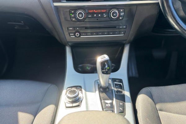 2013 BMW X3 F25 20 xDrive SUV Image 14