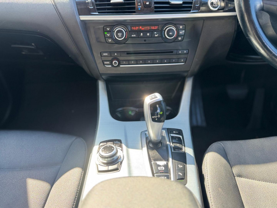 2013 BMW X3 F25 20 xDrive SUV Image 14