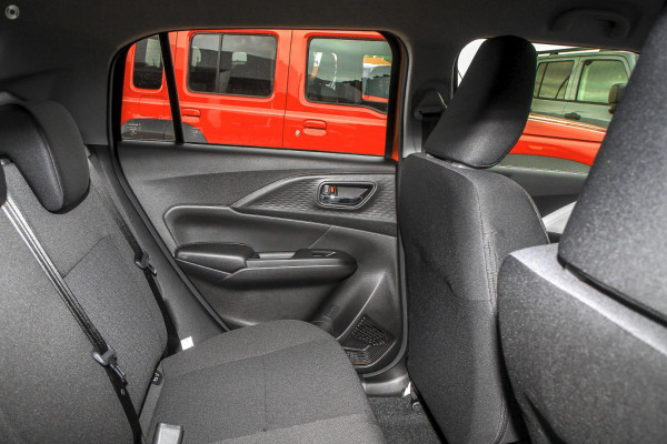 2026 Suzuki Swift UZ Hybrid Hatch Image 9