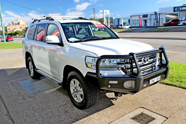2020 Toyota LandCruiser VDJ200R GXL SUV Image 4