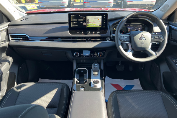 2025 Mitsubishi Outlander ZM LS SUV Image 15