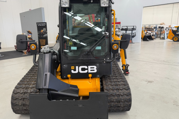 2025 JCB 300THF CAB T3 WITH 320 CW Tracked Skidsteer Loader Image 3