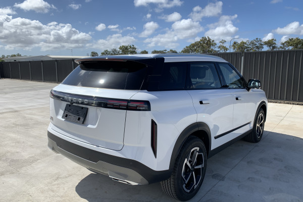 2026 MY25 Jaecoo J7 Track Wagon Image 7