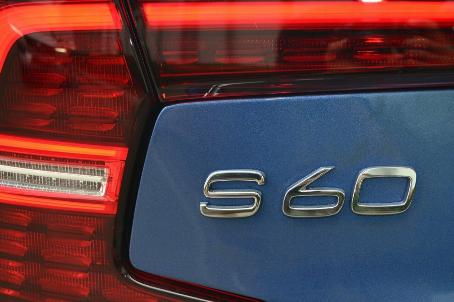 2019 Volvo S60 T5 R-DESIGN Sedan Image 20