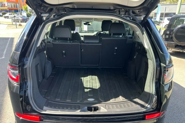 2025 MY25.5 Land Rover Discovery Sport L550 P200 S SUV Image 24