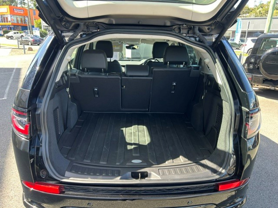 2025 MY25.5 Land Rover Discovery Sport L550 P200 S SUV Image 24