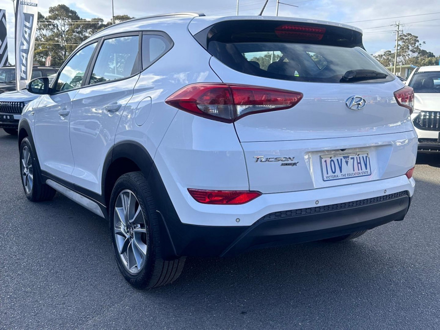 2017 Hyundai Tucson TLe Active X SUV Image 6