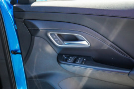 2024 MY24.5 MG ZS ZS32 Essence Hybrid+ SUV