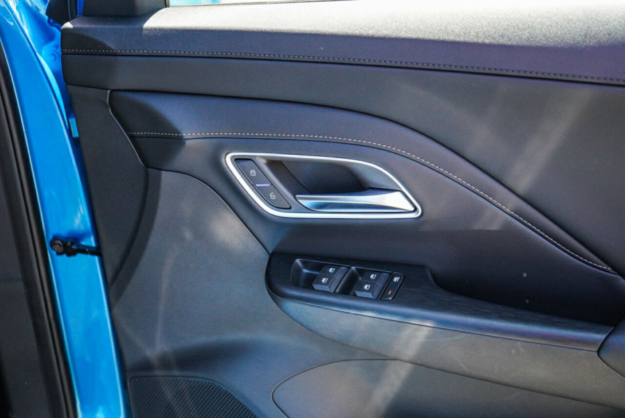 2024 MY24.5 MG ZS ZS32 Essence Hybrid+ SUV Image 18