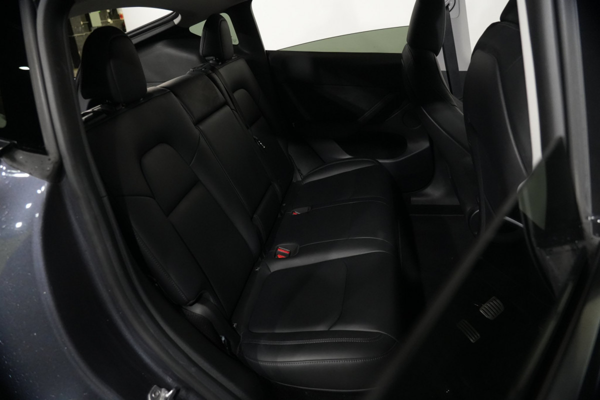 2023 Tesla Model Y  Performance SUV