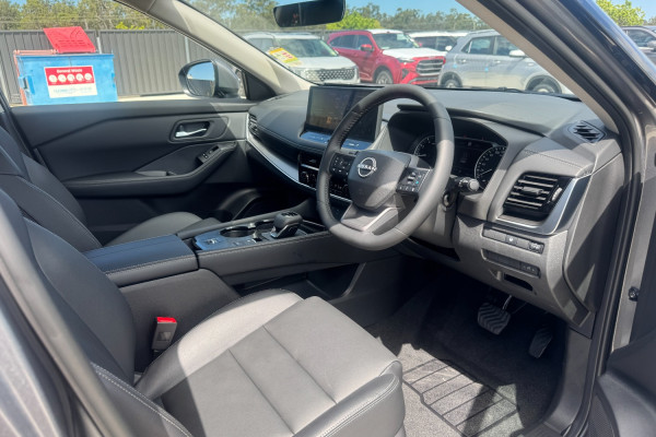 2025 MY26 Nissan X-Trail T33 ST-L SUV Image 9