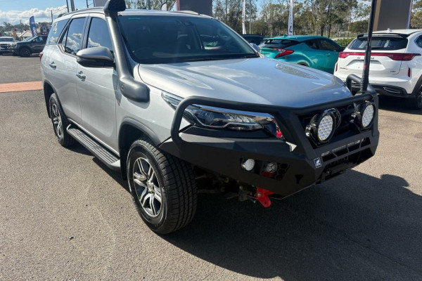 2023 Toyota Fortuner GUN156R GXL SUV Image 1