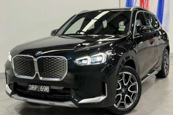 BMW iX1 xDrive30 M Sport U11