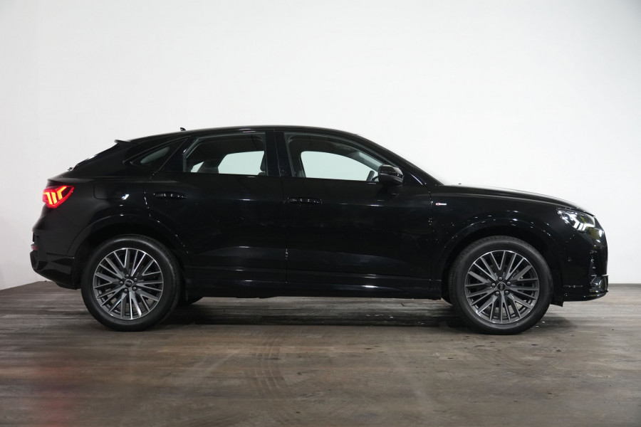 2025 Audi Q3 F3 35 TFSI S line Edition SUV Image 4