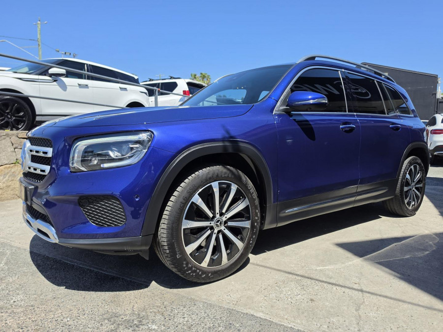 2020 Mercedes-Benz GLB-Class X247 GLB200 SUV Image 3