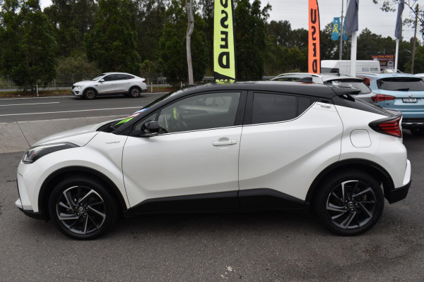 2020 Toyota C-HR NGX Koba SUV Image 15
