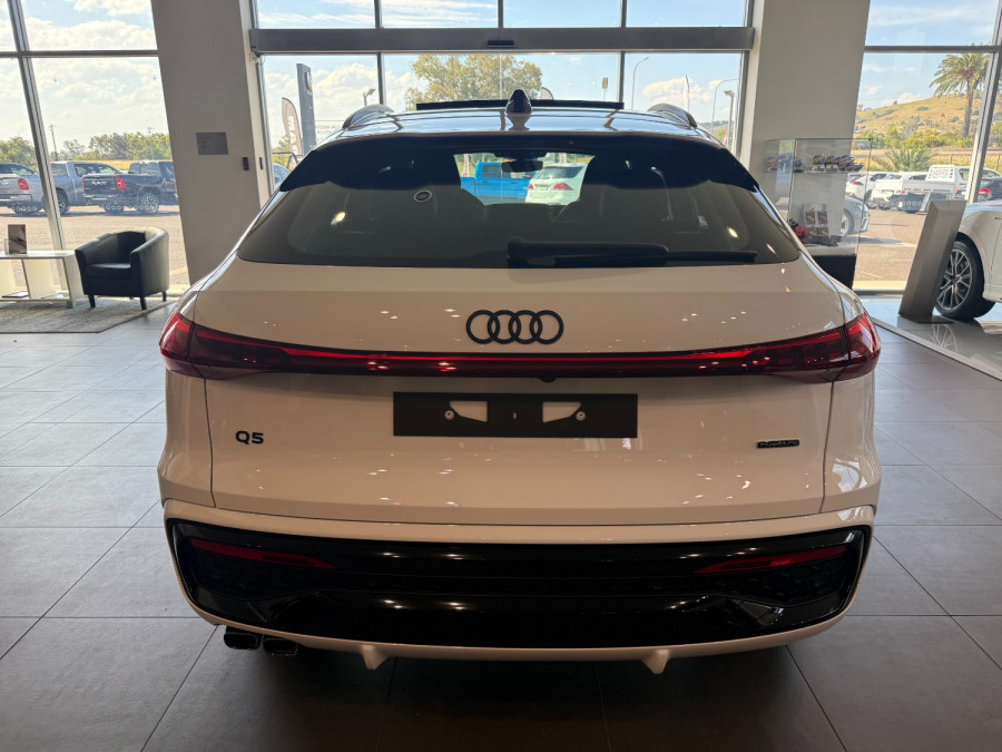 2025 Audi Q5 FY TDI Sport SUV Image 7