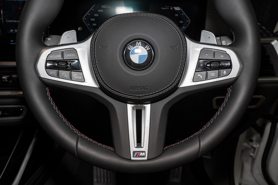 2025 BMW X7 G07 LCI M60i SUV