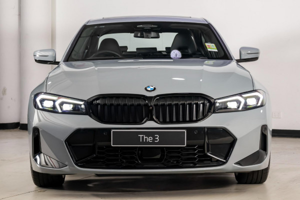 2026 BMW 3 Series G20 LCI II 330i M Sport Sedan image 3
